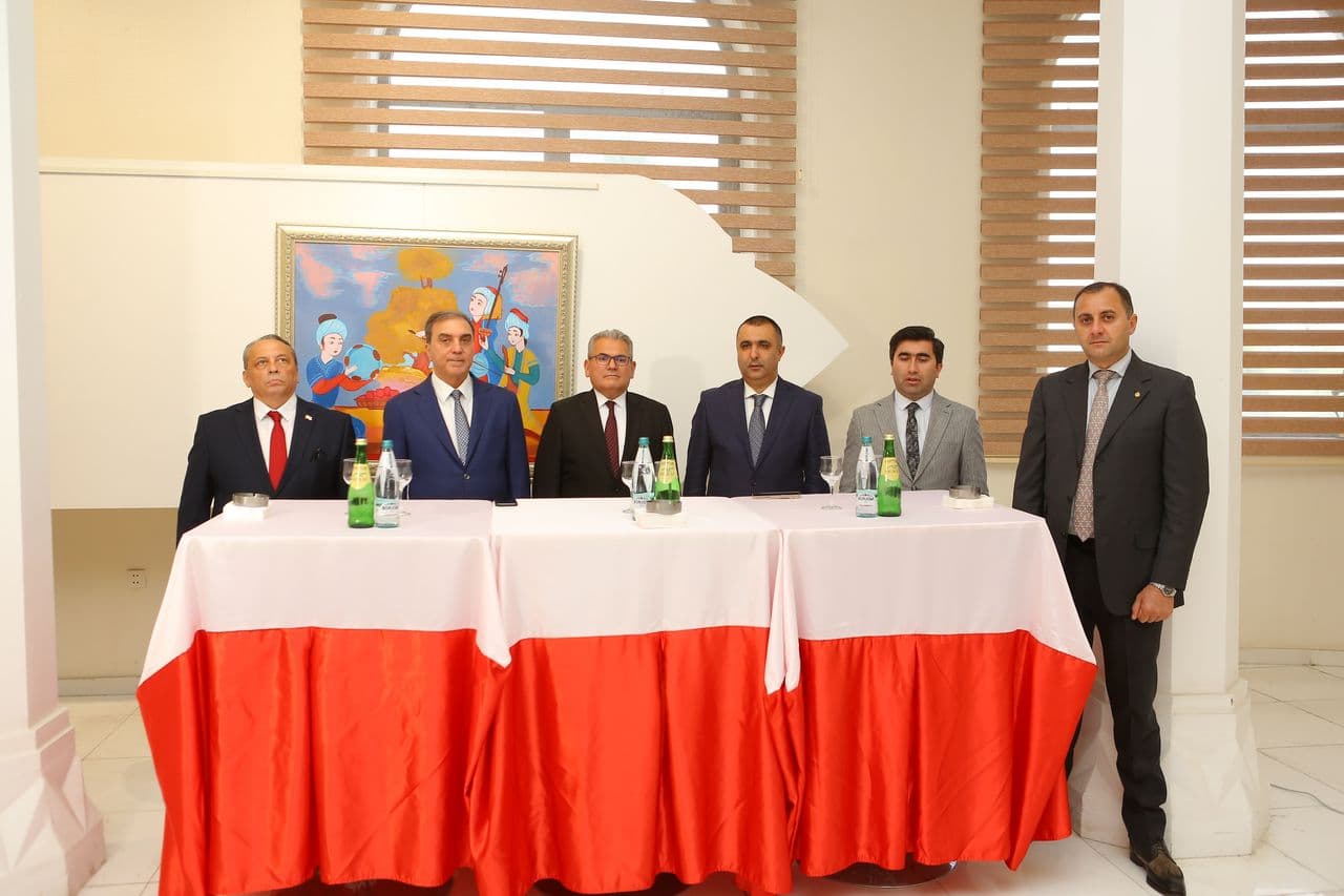 ქ. განჯაში საზეიმოდ აღინიშნა საქართველოს ეროვნული დღესასწაული - დამოუკიდებლობის დღე