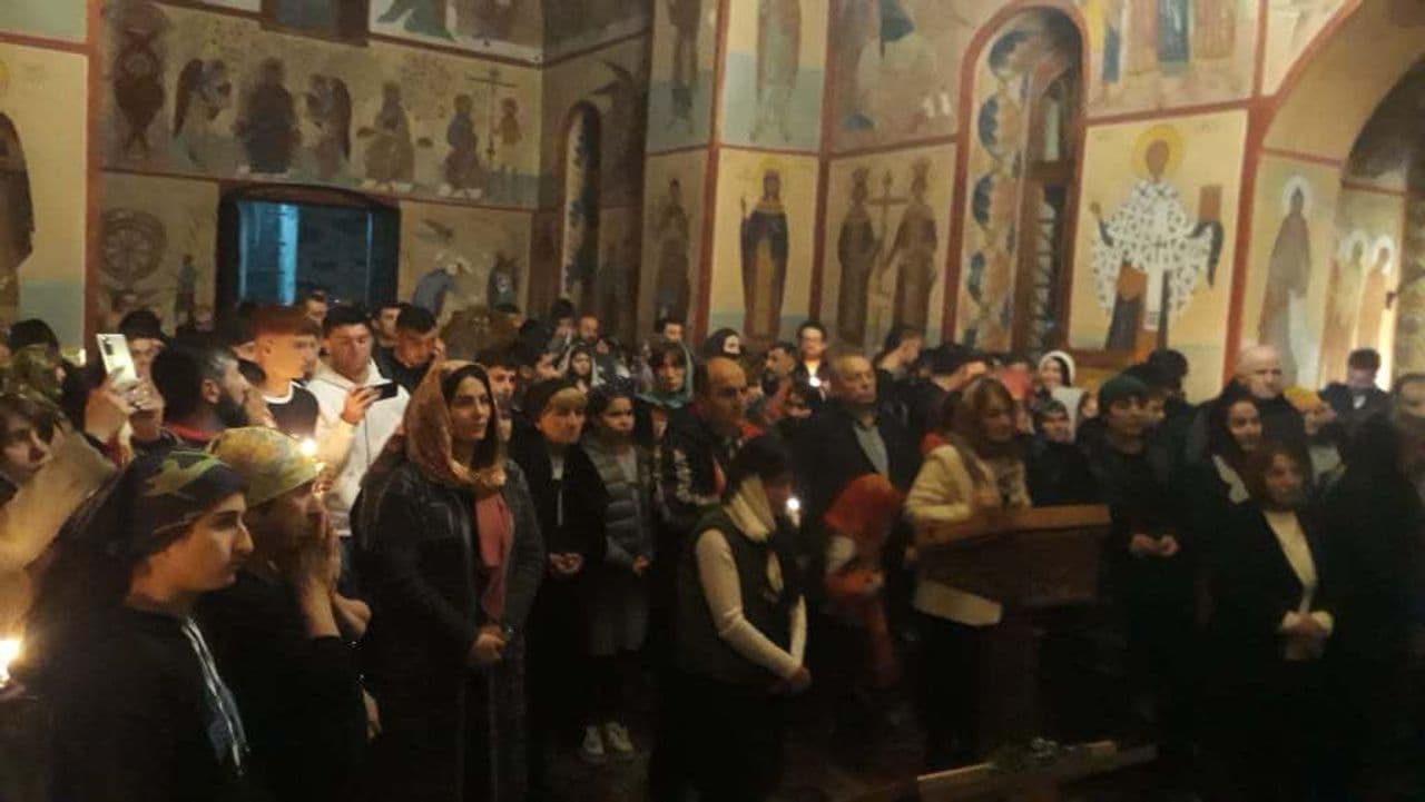 გენერალური კონსული დაესწრო აღდგომის ბრწყინვალე დღესასწაულისადმი მიძღვნილ საღმრთო ლიტურგიას